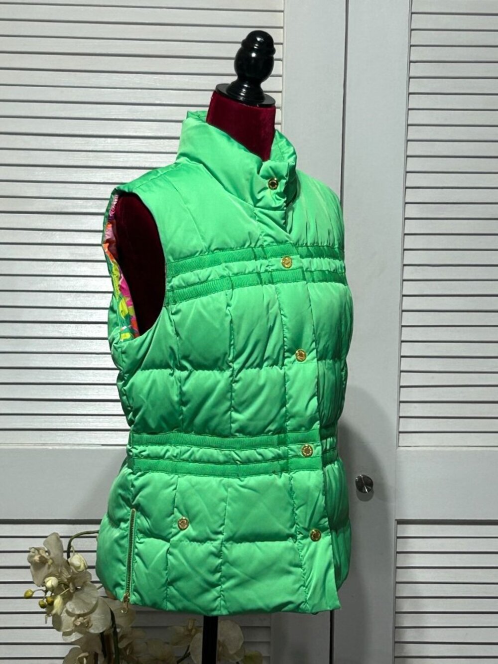 Lilly Pulitzer Kate Green Zip Snap Up Puffer Vest Preppy Gorpcore Size L 3046 - Picture 2 of 13